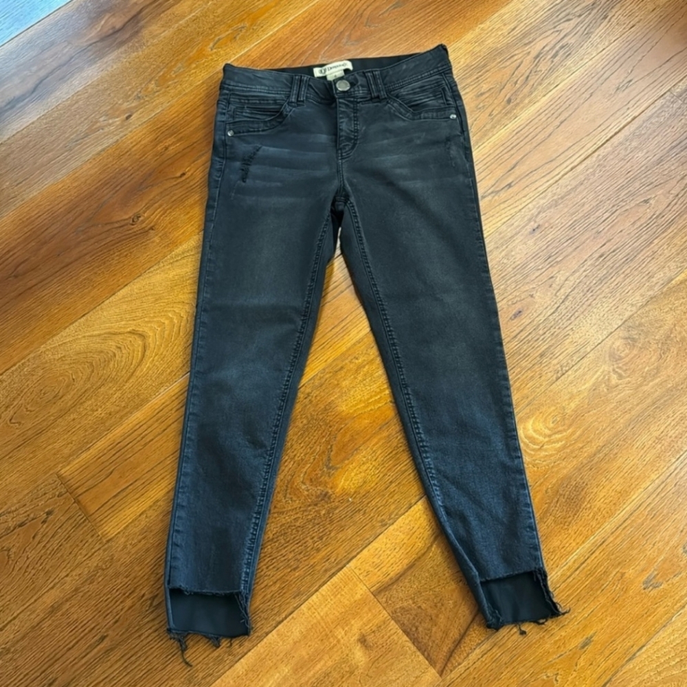 Democracy Washed Out Black Straight Slim Cropped Jeans